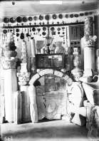 Различные находки – архитектурные детали, предметы интерьера и церковная утварь