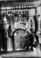 Различные находки – архитектурные детали, предметы интерьера и церковная утварь