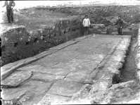 Workers on the excavations in the south area of the ancient city. 1905