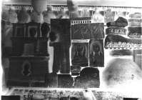 Надгробия, амфоры, погребальные урны, архитектурные детали из раскопок городища и некрополя